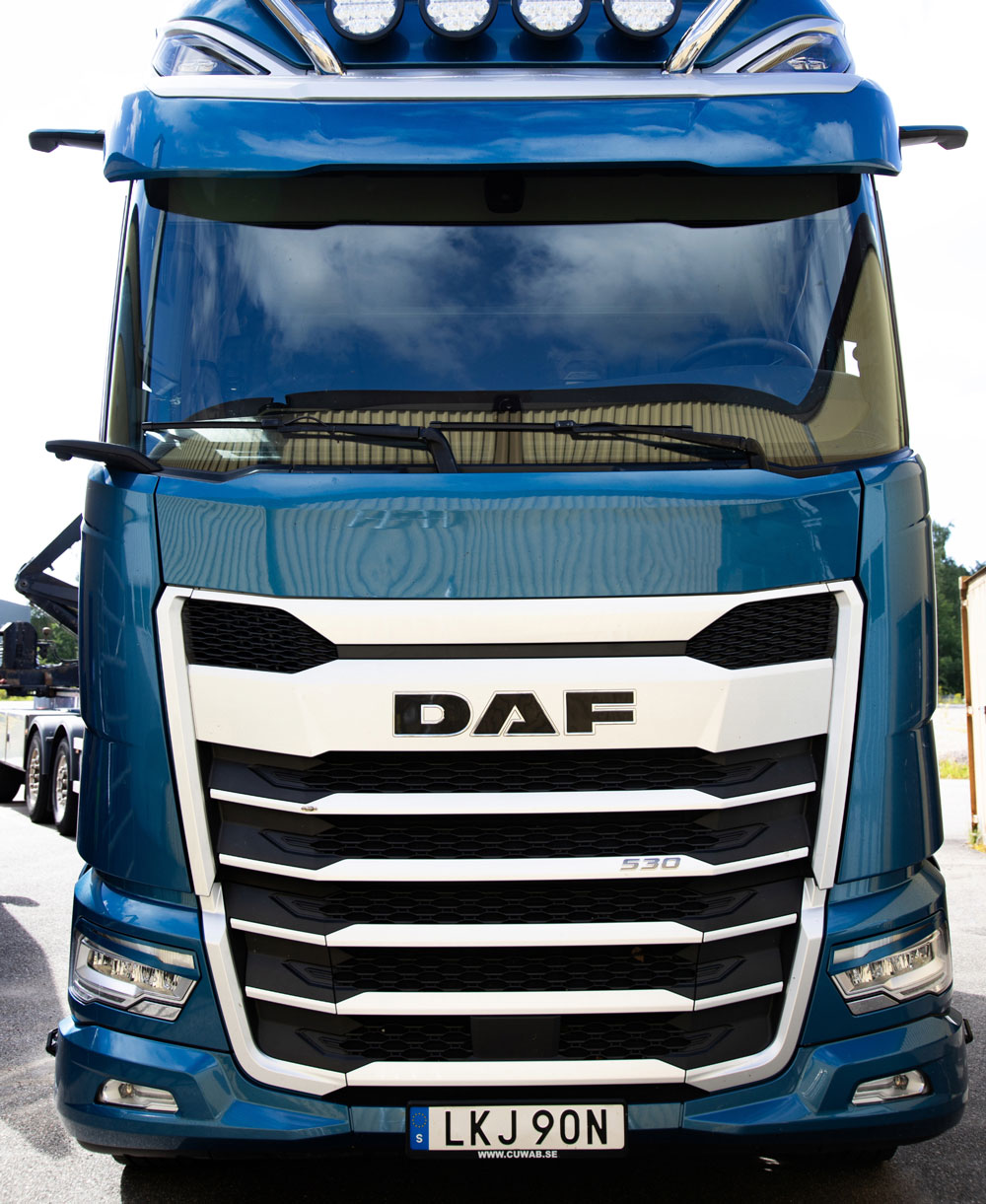 Eyelids original look for DAF XG/XG+/XF
