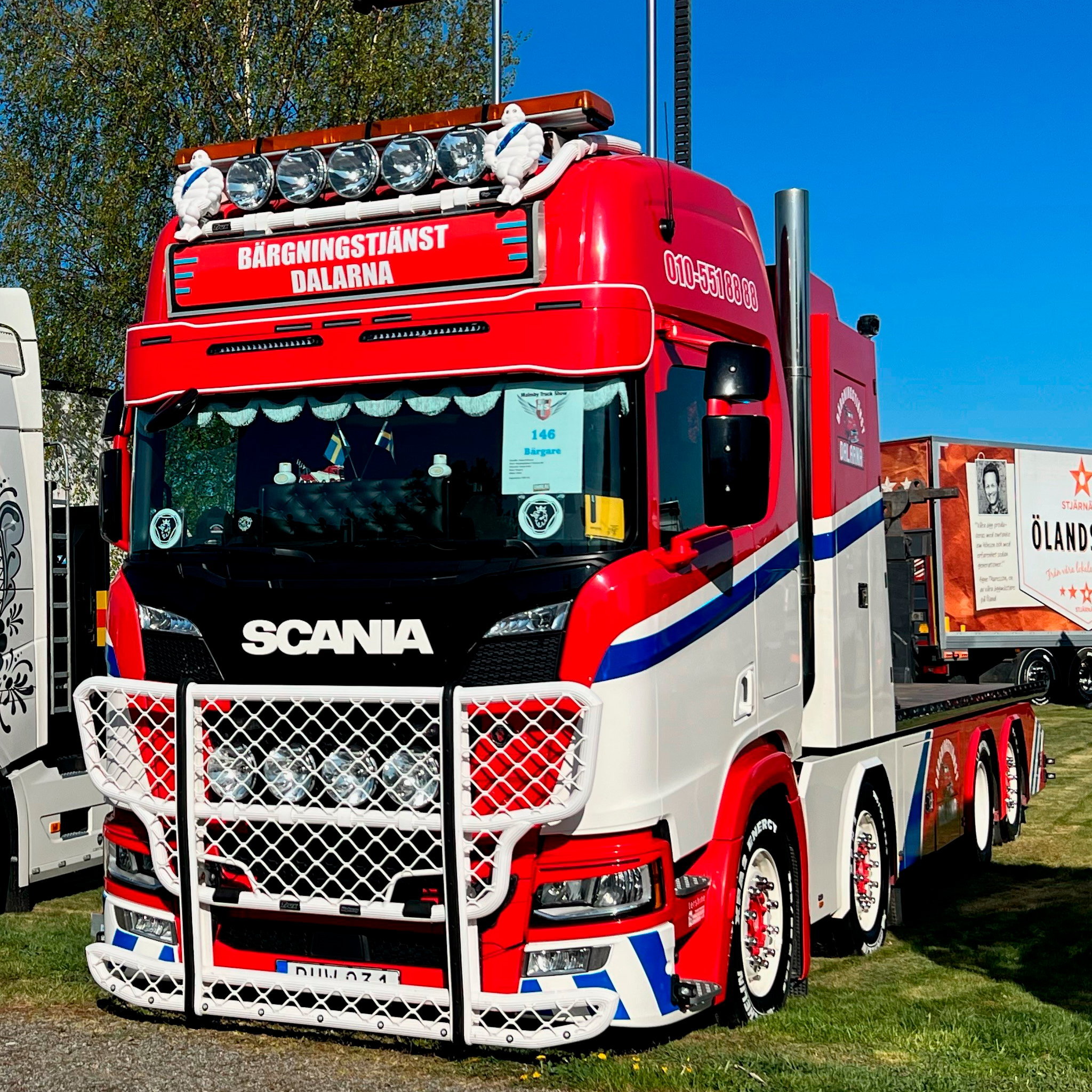 Sunvisor 35 cm for Scania NG with Lazer Linear 18 Elite 126W LED-bars with white pos.light
